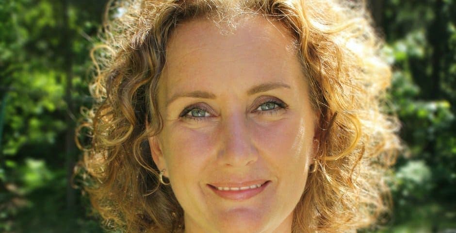 Porträtt av Eva Helmersson.