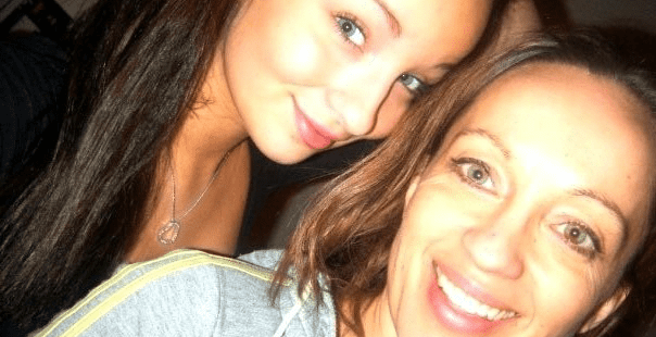 Porträtt av Milou och hennes mamma Anneli.