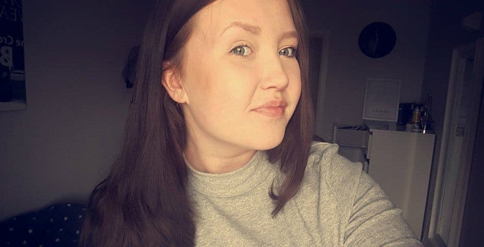Porträtt av Alicia Enbom.