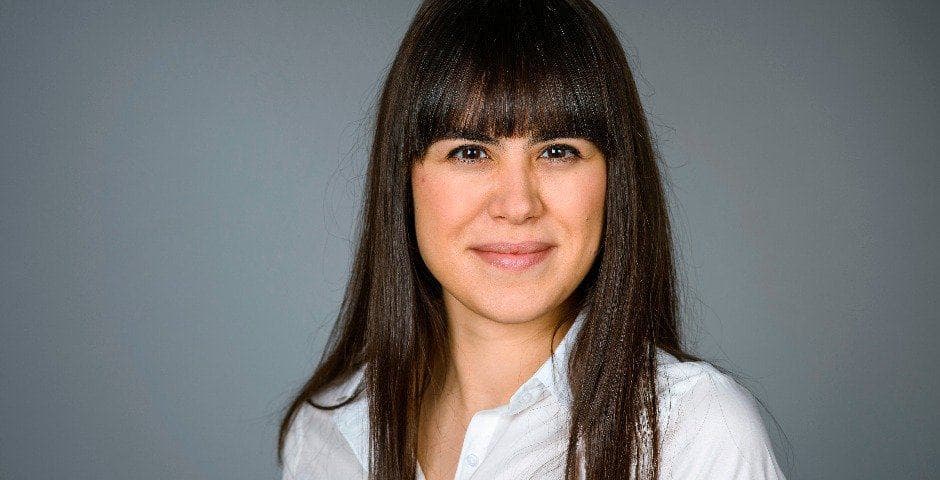 Porträtt av Isil Keskin.