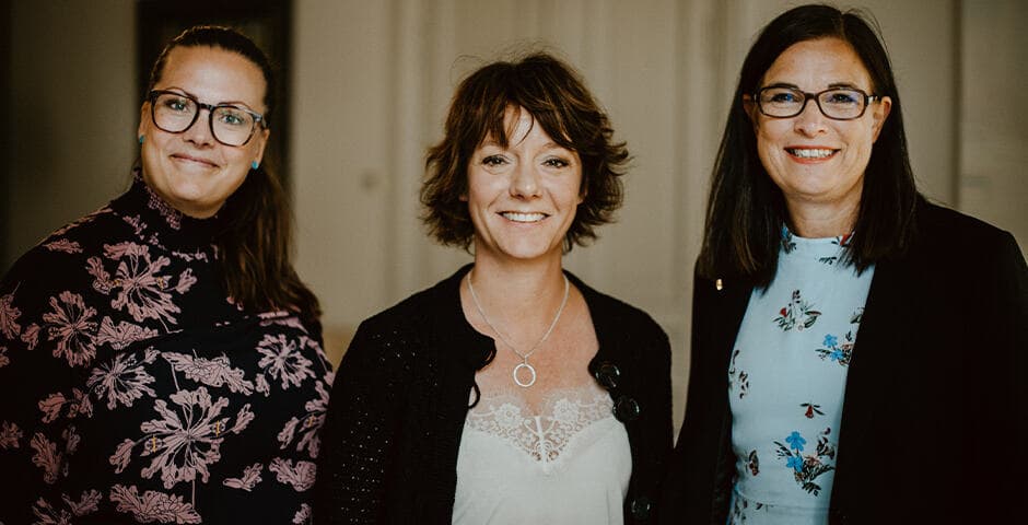 Porträtt av Fredrika Järnehall, Matilda Ernkrans och Anna Hemlin.