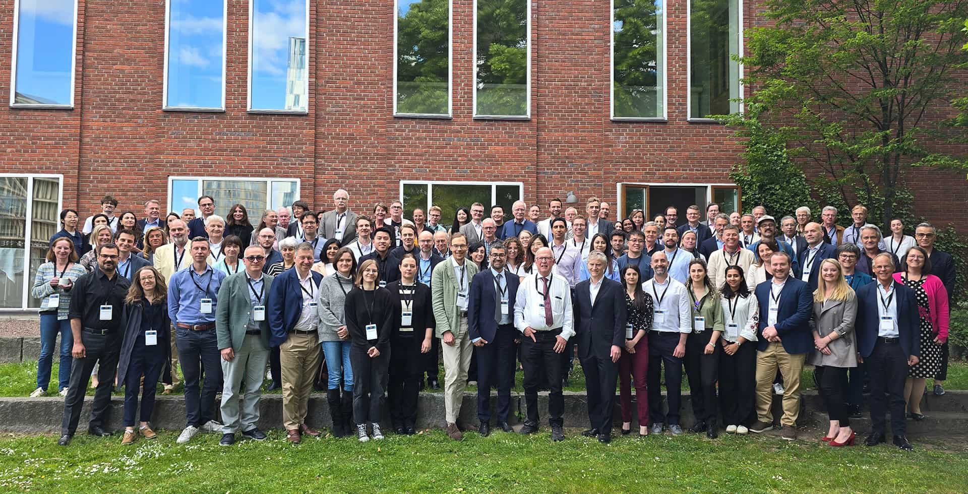 Gruppbild av deltagare vid Nobelsymposium på Karolinska Institutet.