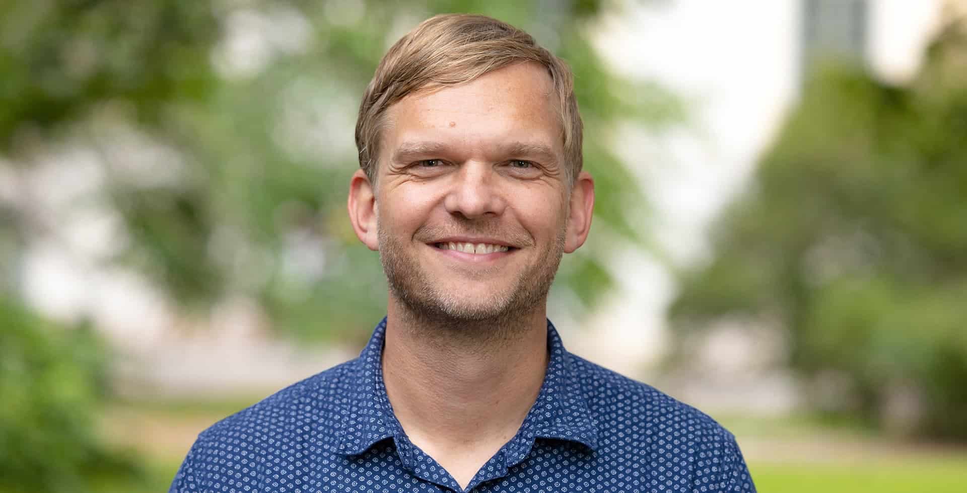 Porträtt av Jens Carlsson.